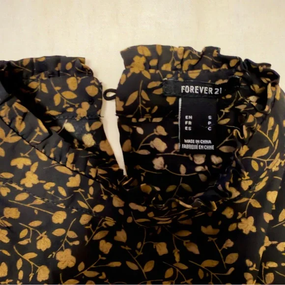 Forever 21 Charming Black and Gold Mini Dress - Picture 3 of 10